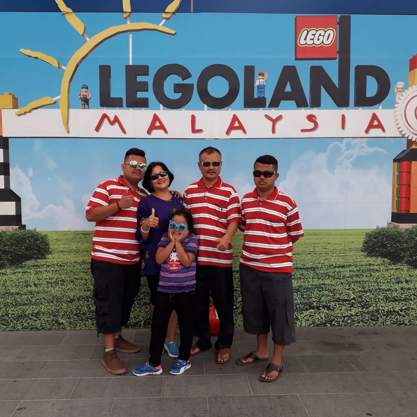 Paket Tour Singapore + Legoland Themepark (Private Tour) | Singapore ...